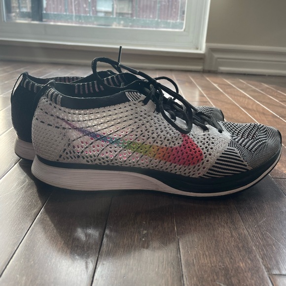 Nike Be True pride collection - Picture 2 of 5